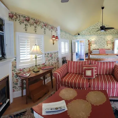 Shamrock Thistle & Crown B&B-2